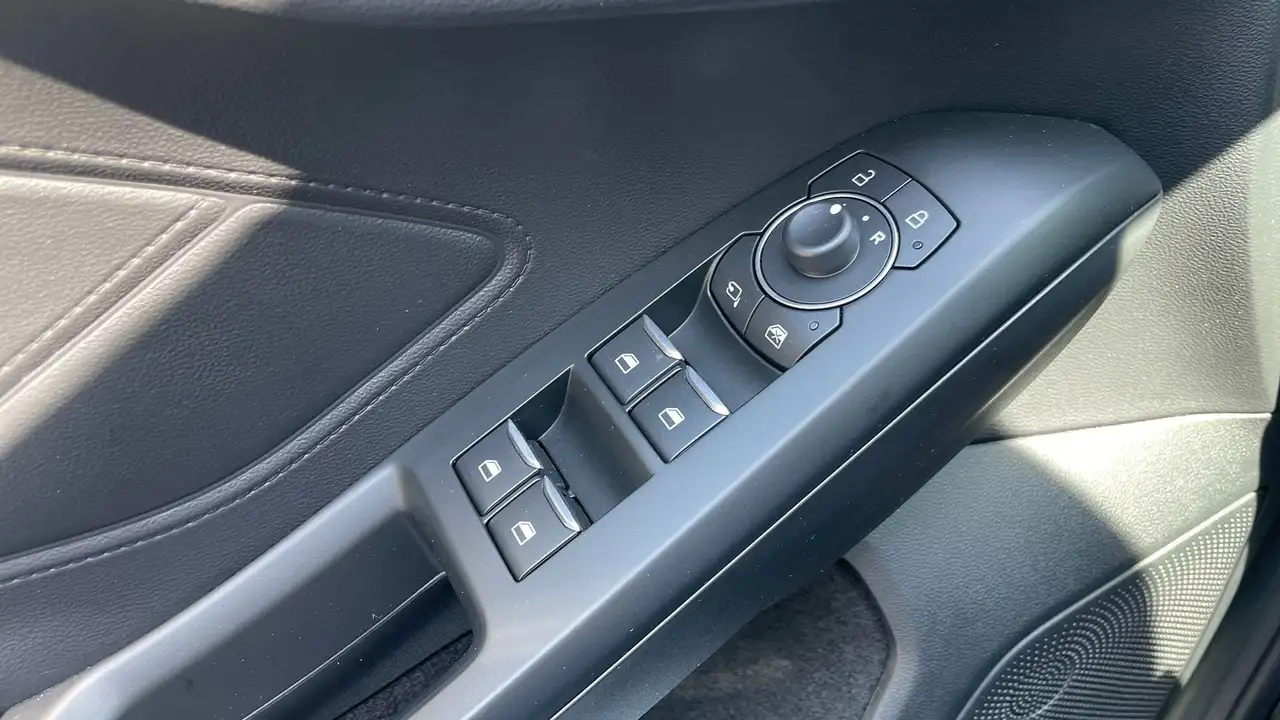 Ford Focus Active V 2022 Active 5 porte 1.0 T EcoBoost Hybrid 125cv, миниатюра 19
