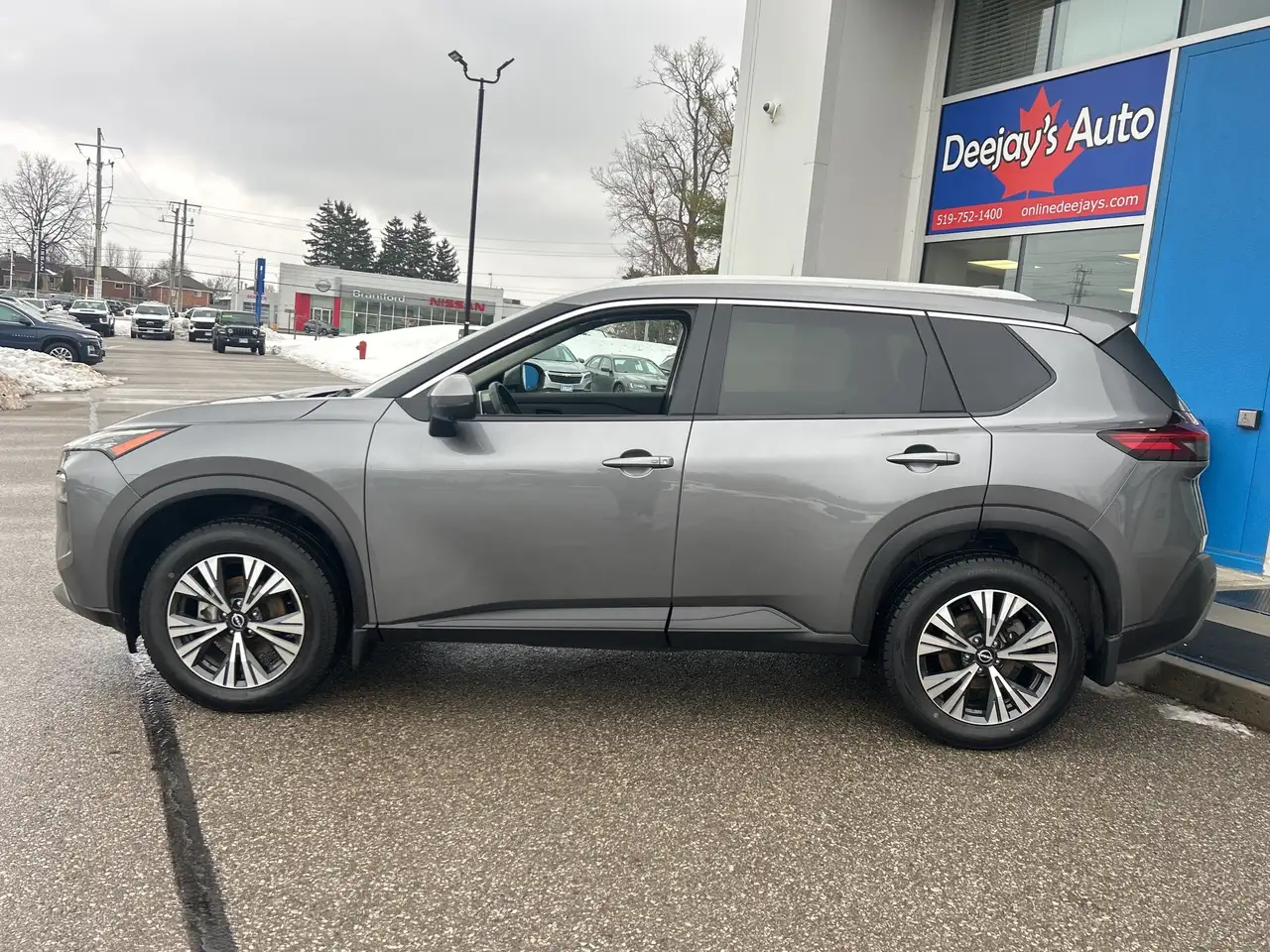 Nissan Rogue снимка Nissan Rogue
