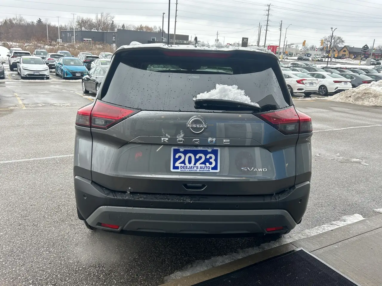 Nissan Rogue снимка Nissan Rogue