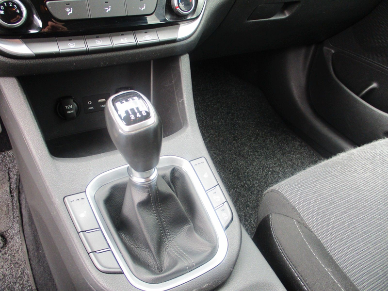 Hyundai i30 cw Pure+Navi+Kamera — photo 14