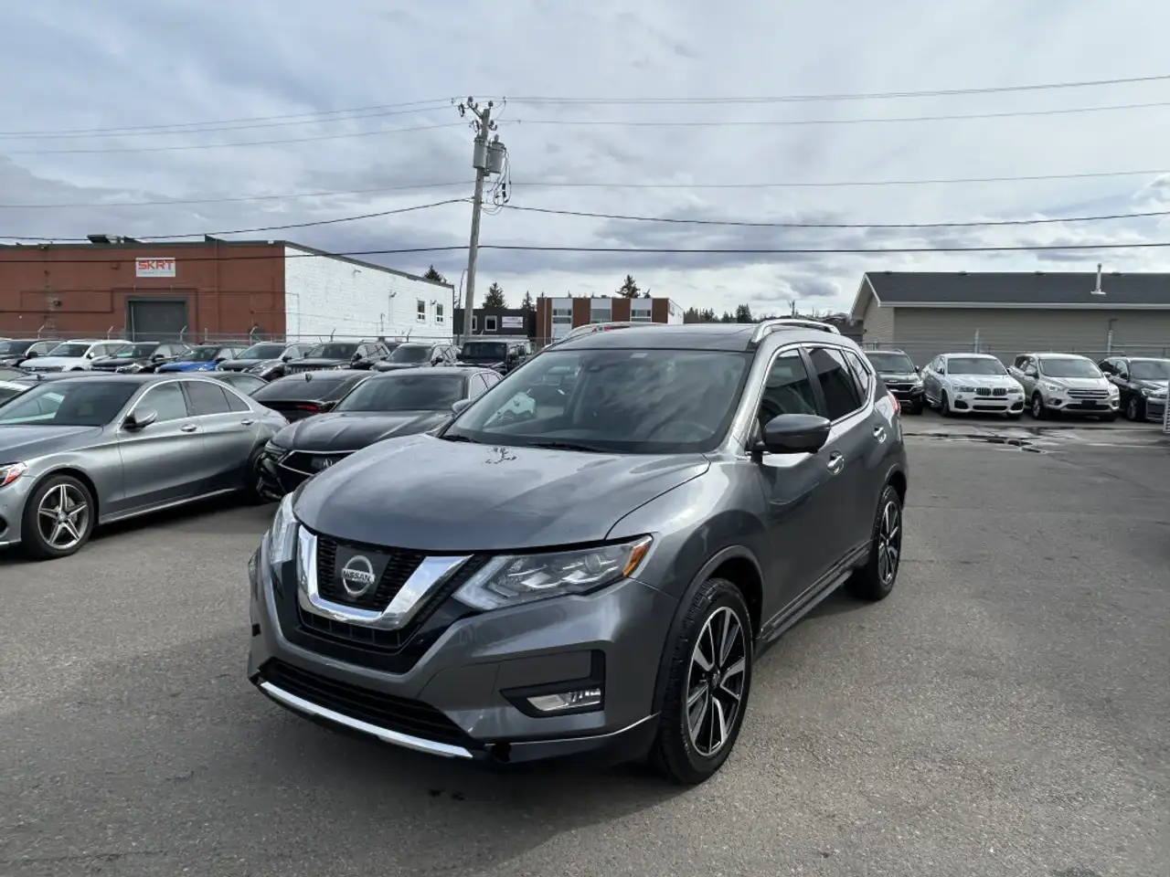 Nissan Rogue снимка Nissan Rogue