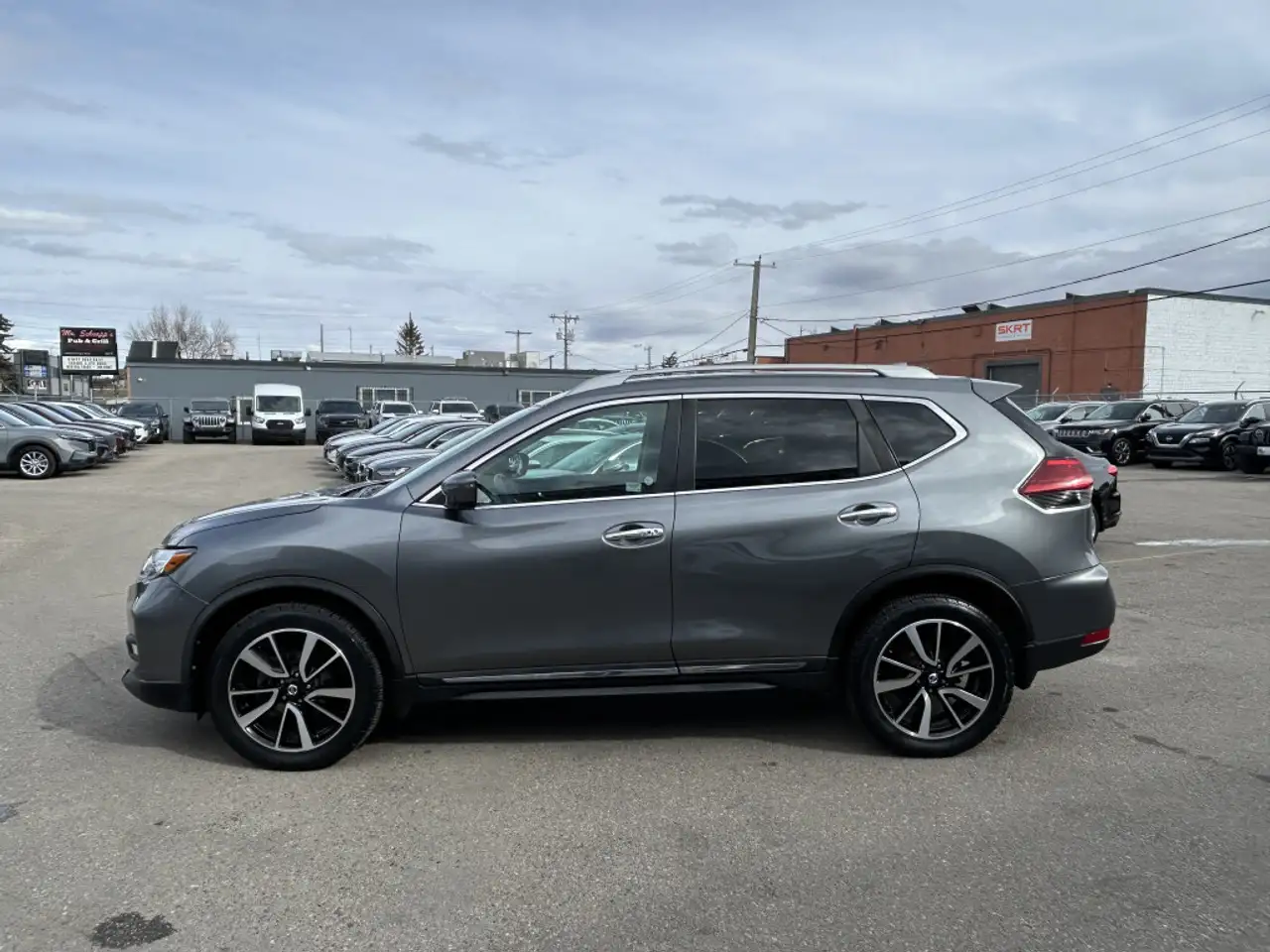 Nissan Rogue снимка Nissan Rogue