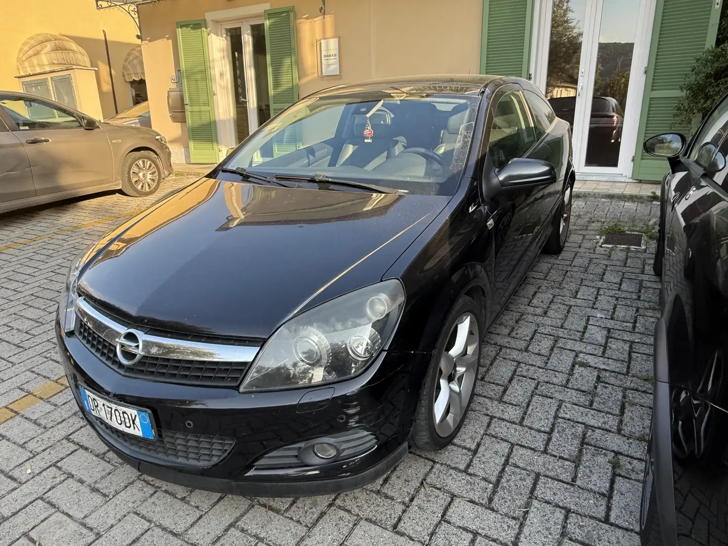 Opel Astra GTC 1.9 cdti Cosmo IDS 150cv 6m FL - 1