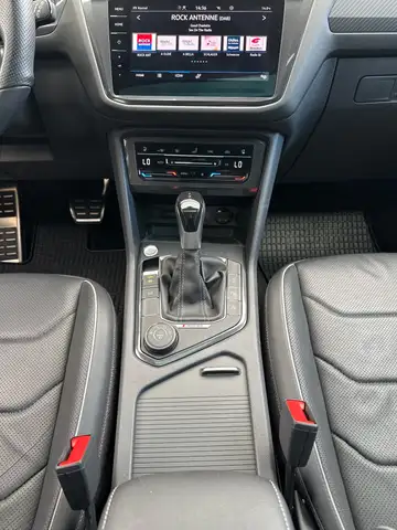Volkswagen Tiguan Allspace view 13