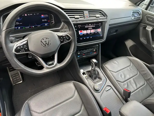 Volkswagen Tiguan Allspace view 8