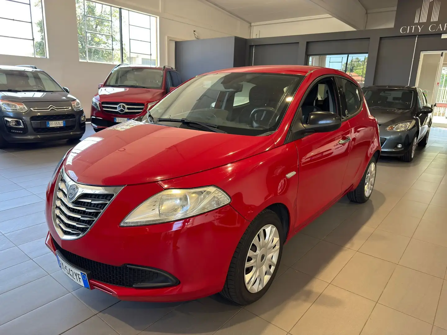 Lancia Ypsilon Ypsilon III 2011 1.2 8v Silver ecochic Gpl 69cv Rouge - 2