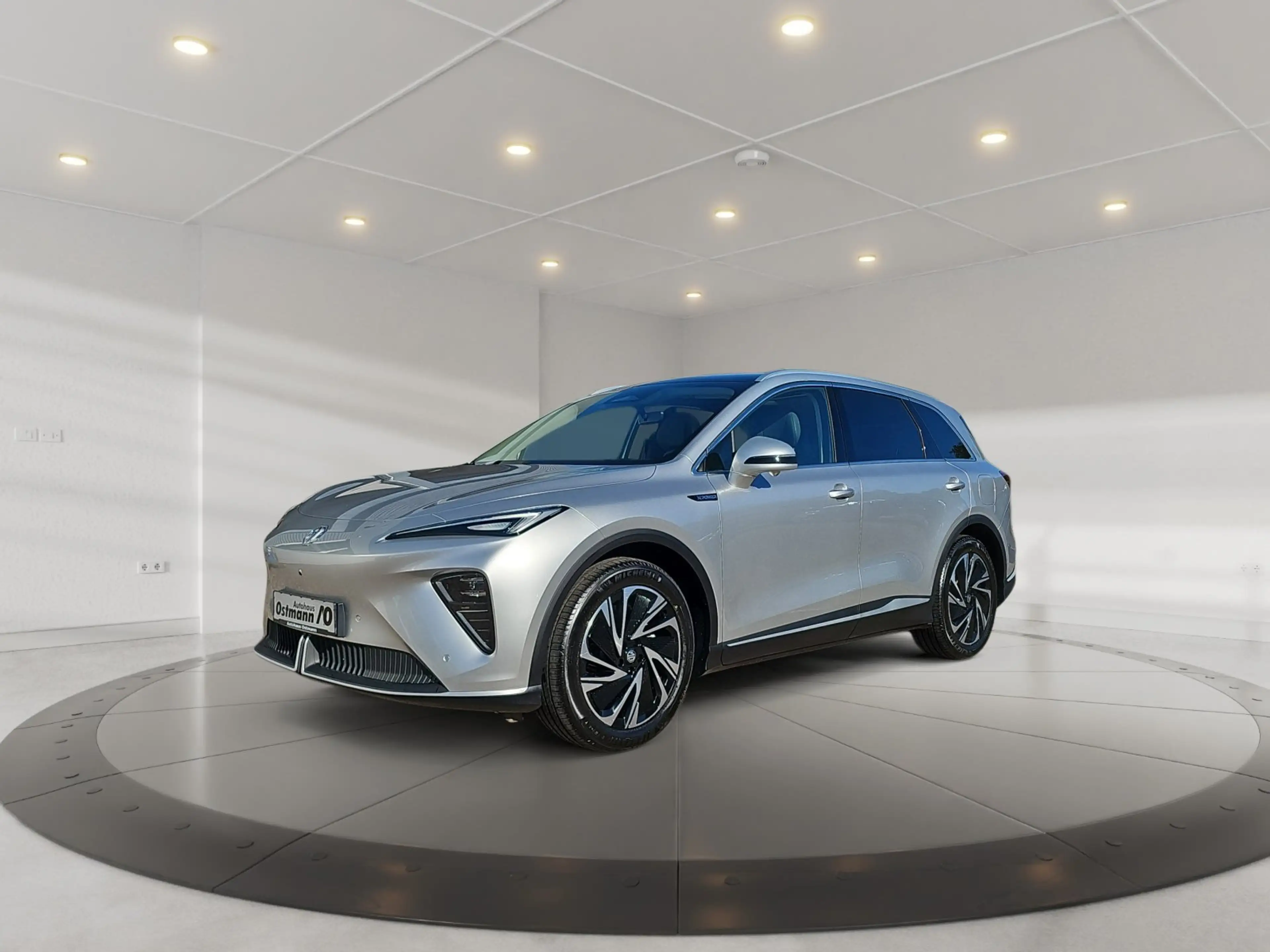 MG MGS6 EV S6 EV Luxury 360 4xSHZ ACC AUT Bel.Sitz PANO
