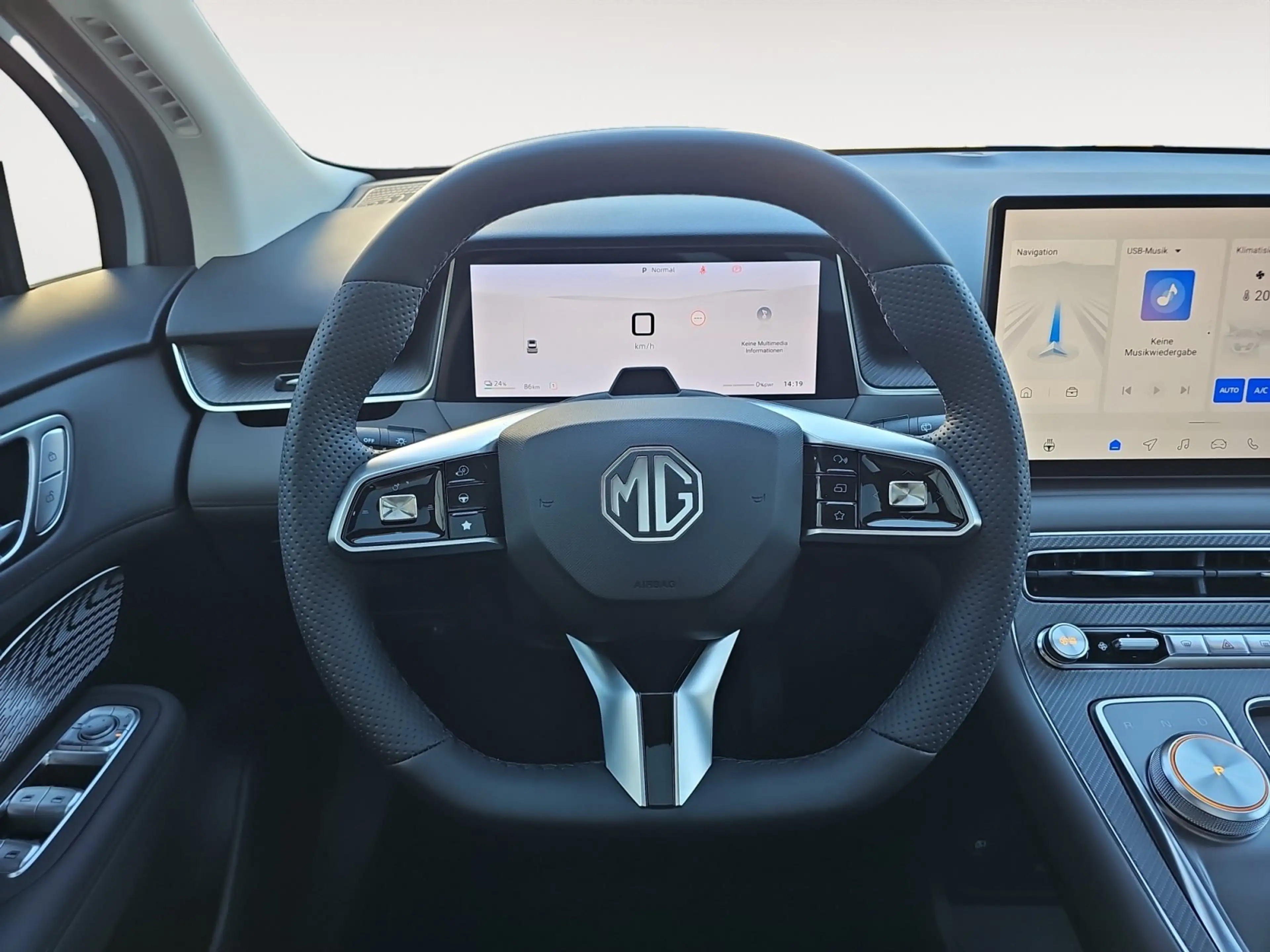 MG MGS6 EV S6 EV Luxury 360 4xSHZ ACC AUT Bel.Sitz PANO — photo 11