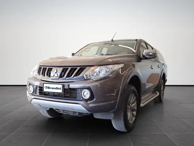 Mitsubishi L200 d.cab 2.4d Intense Diamond Pack 4wd 181cv auto N1