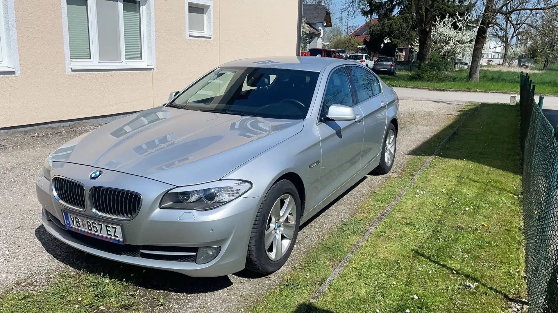 BMW 520 520d Österreich-Paket Silber - 2