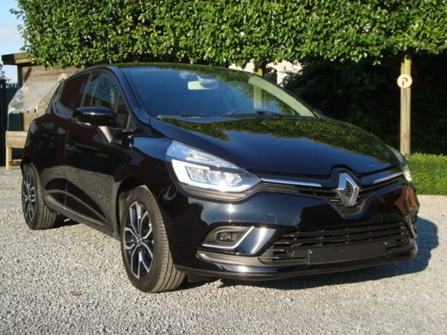 Renault Clio 0.9 TCe Auto Airco/Navi/DAB/Cruise/Full LED ... Zwart - 1