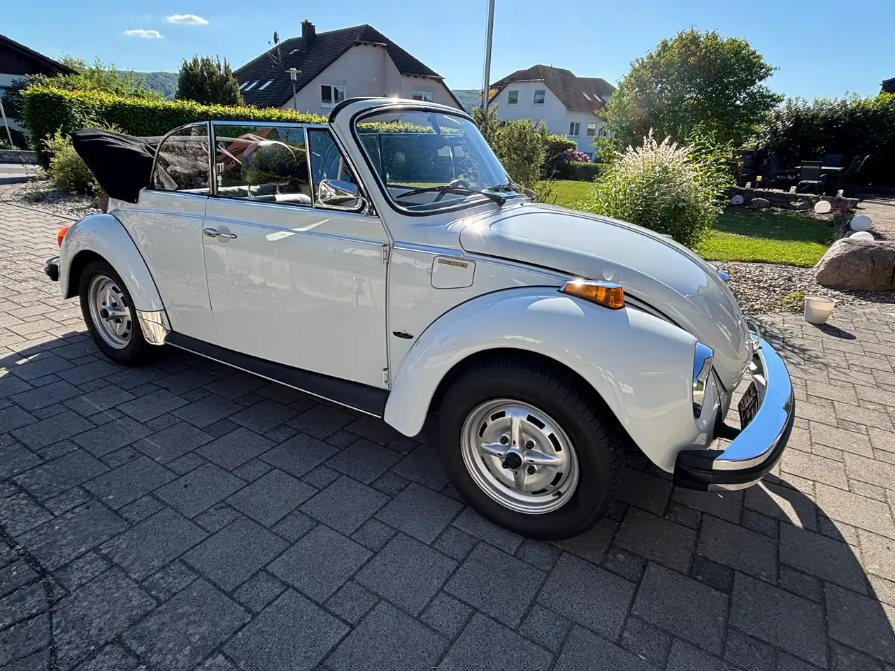 Volkswagen Käfer 1303 Karman Cabriolet Oldtimer, foto 1
