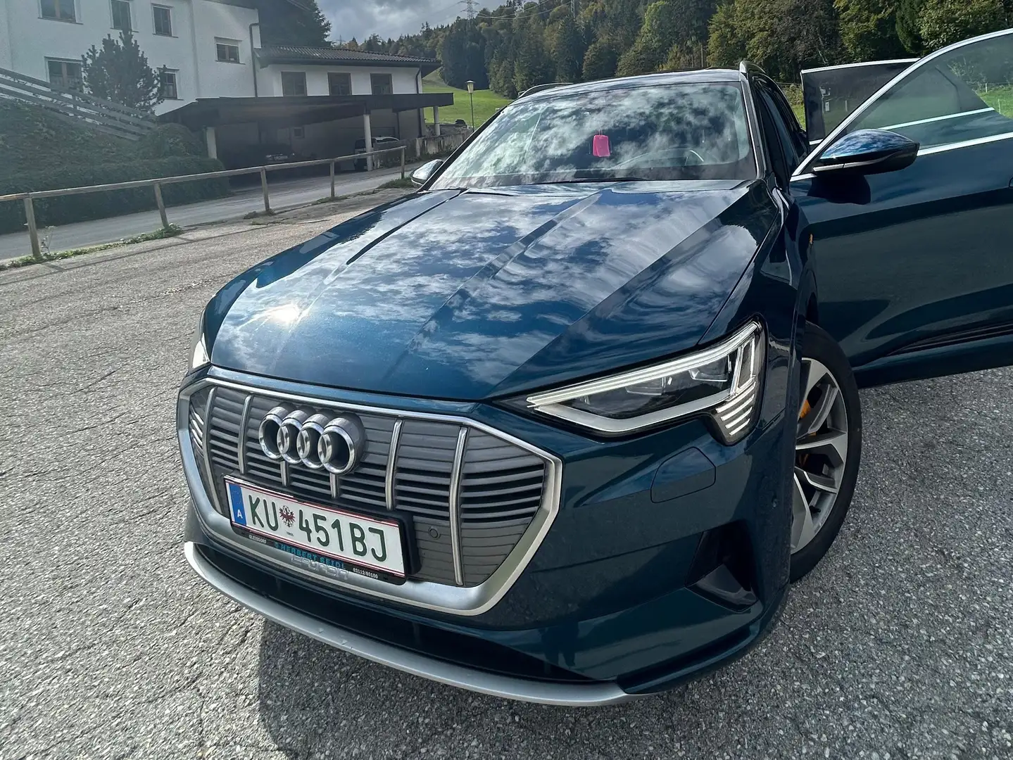 Audi e-tron e-tron 50 quattro 71kWh S-line S-line Blau - 2