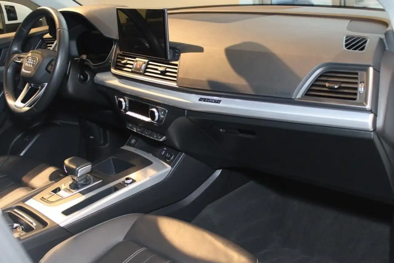 Audi Q5 снимка Audi Q5