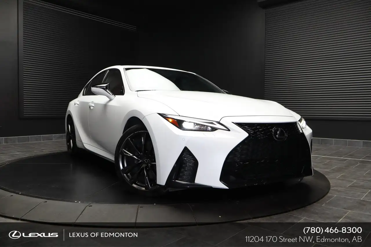 2023 Lexus IS