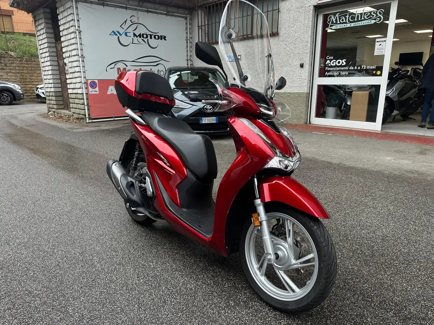 Honda SH 150i 10/22 km.11024 unipro. doppio antifurto Rosso - 1