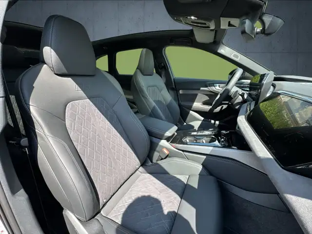 Audi S5 view 14
