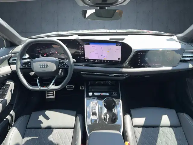 Audi S5 view 11