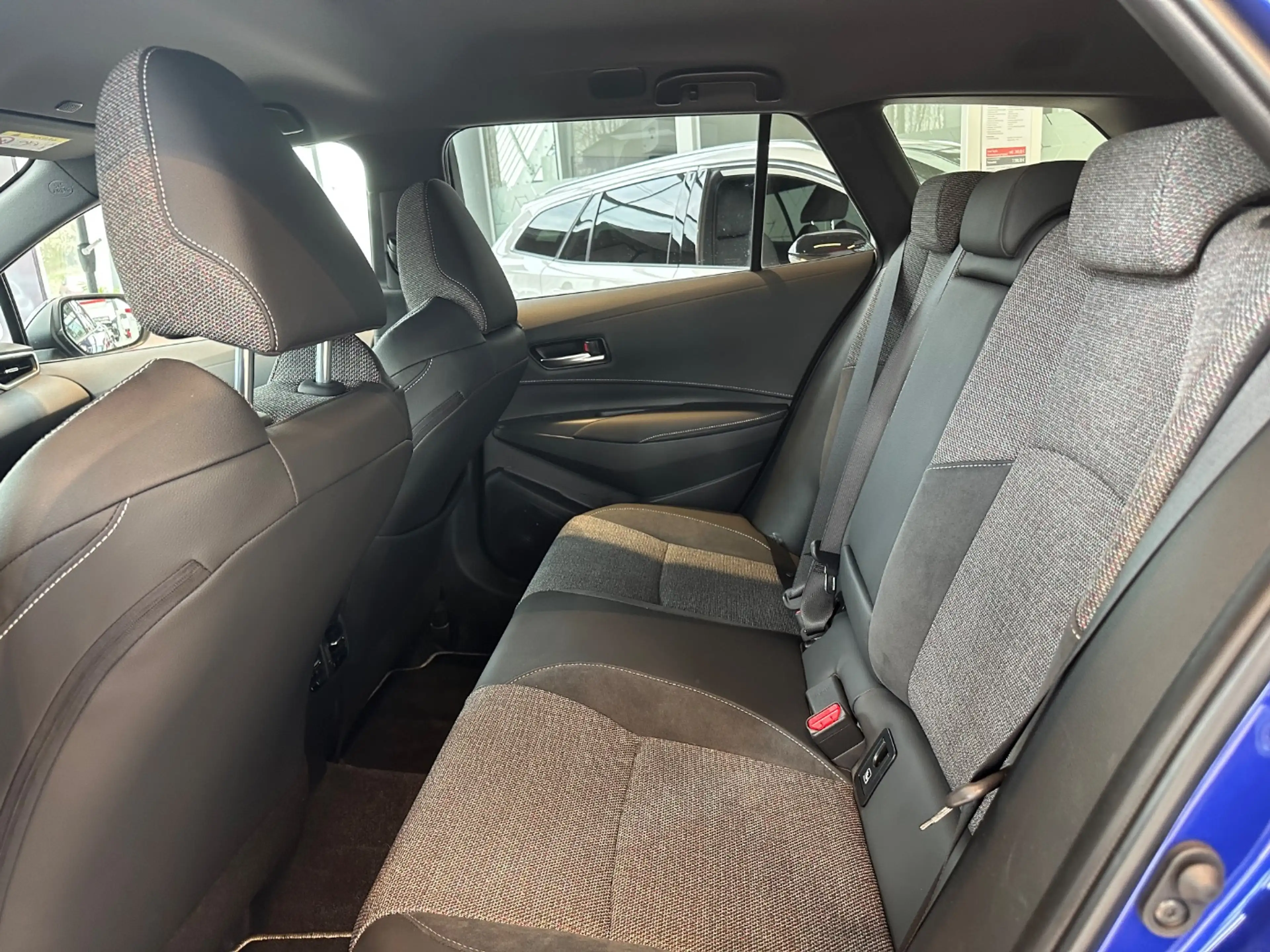 Toyota Corolla Touring Sports 2.0 Teamplayer Kam.+AUT — photo 13
