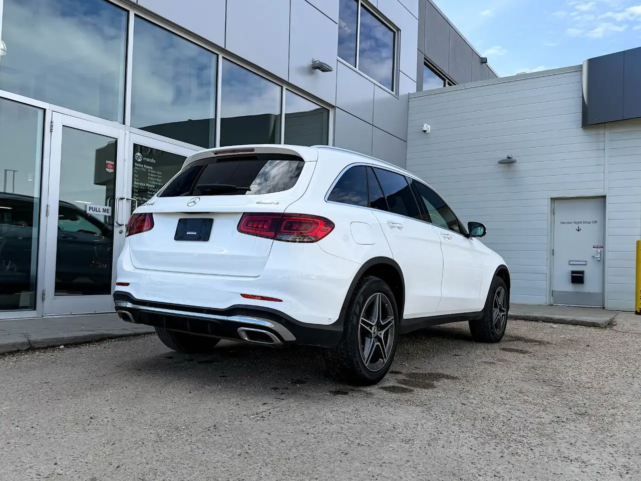 Mercedes-Benz GLC снимка Mercedes-Benz GLC