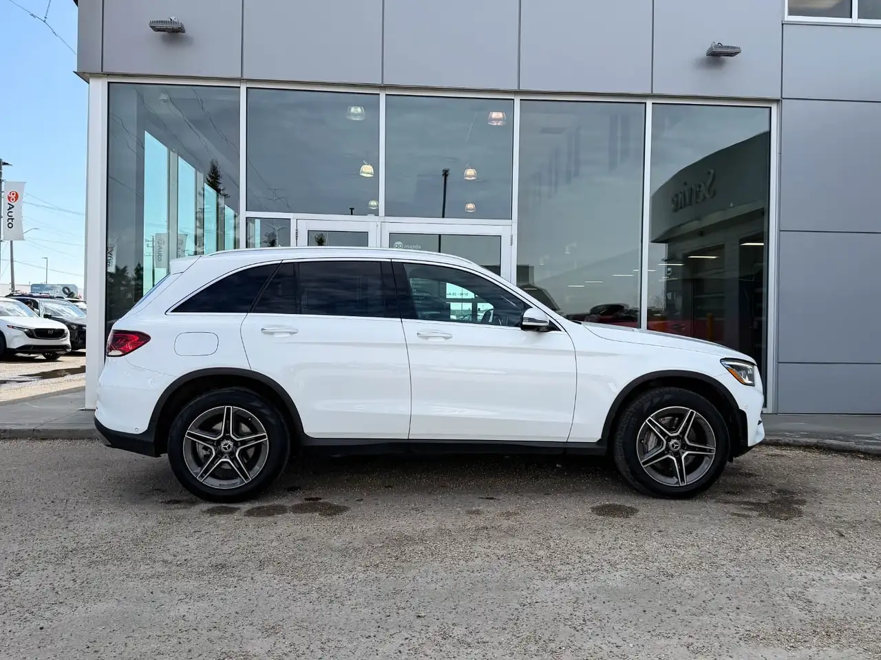 Mercedes-Benz GLC снимка Mercedes-Benz GLC
