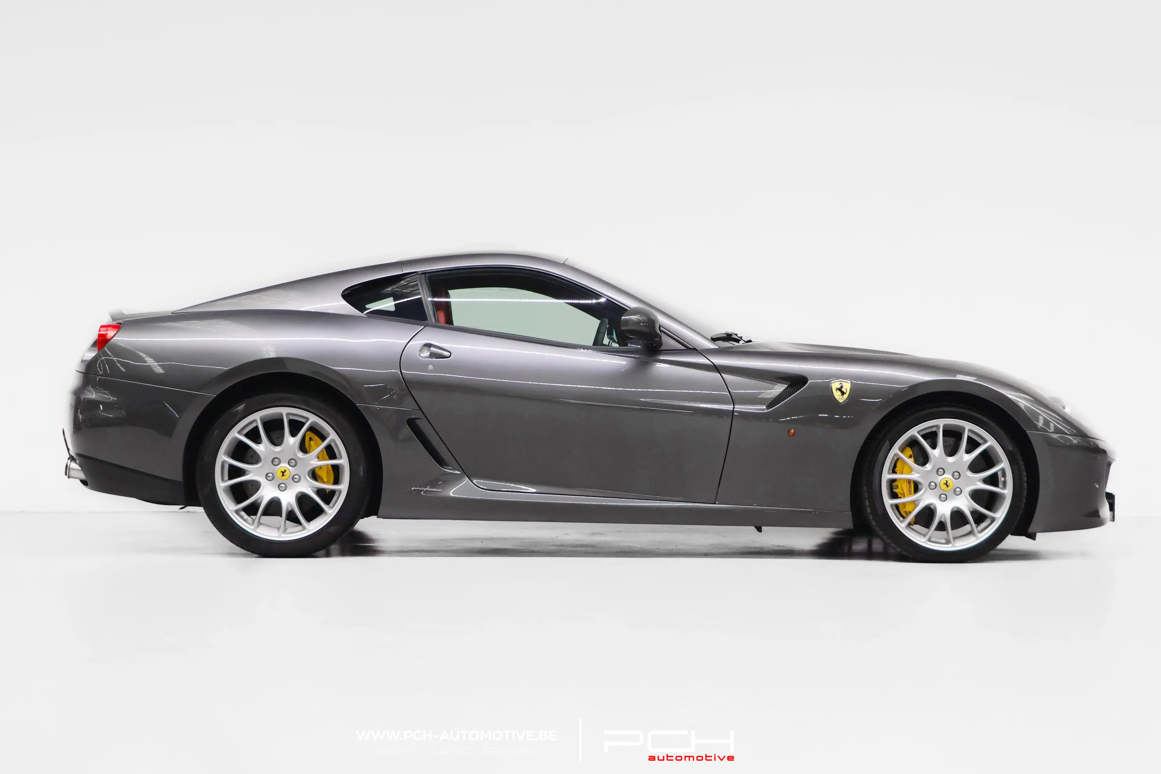 Ferrari 599 GTB Fiorano 6.0i V12 620cv F1 — photo 4