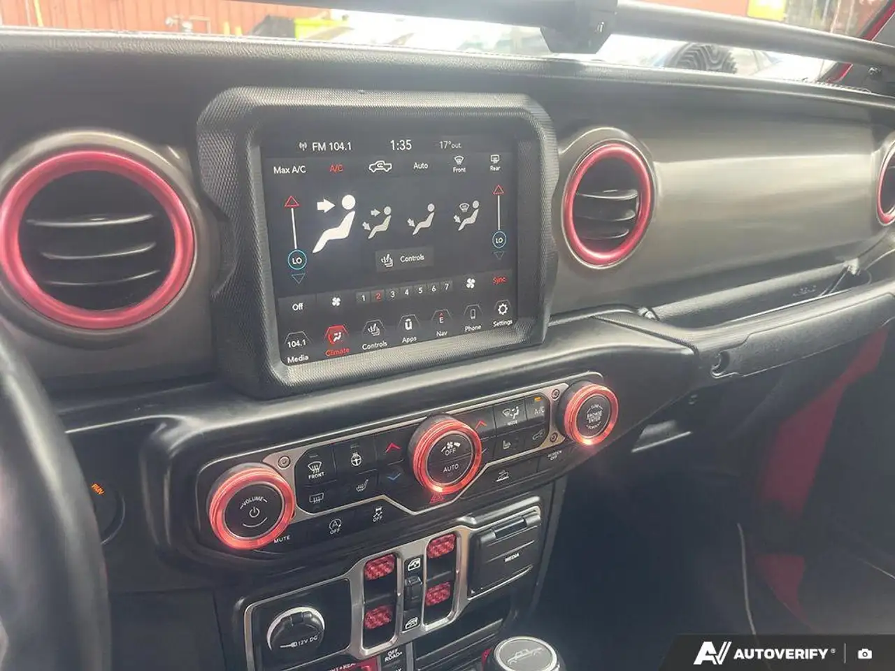 Jeep Gladiator снимка Jeep Gladiator