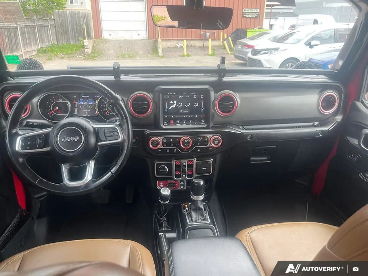 Jeep Gladiator снимка Jeep Gladiator