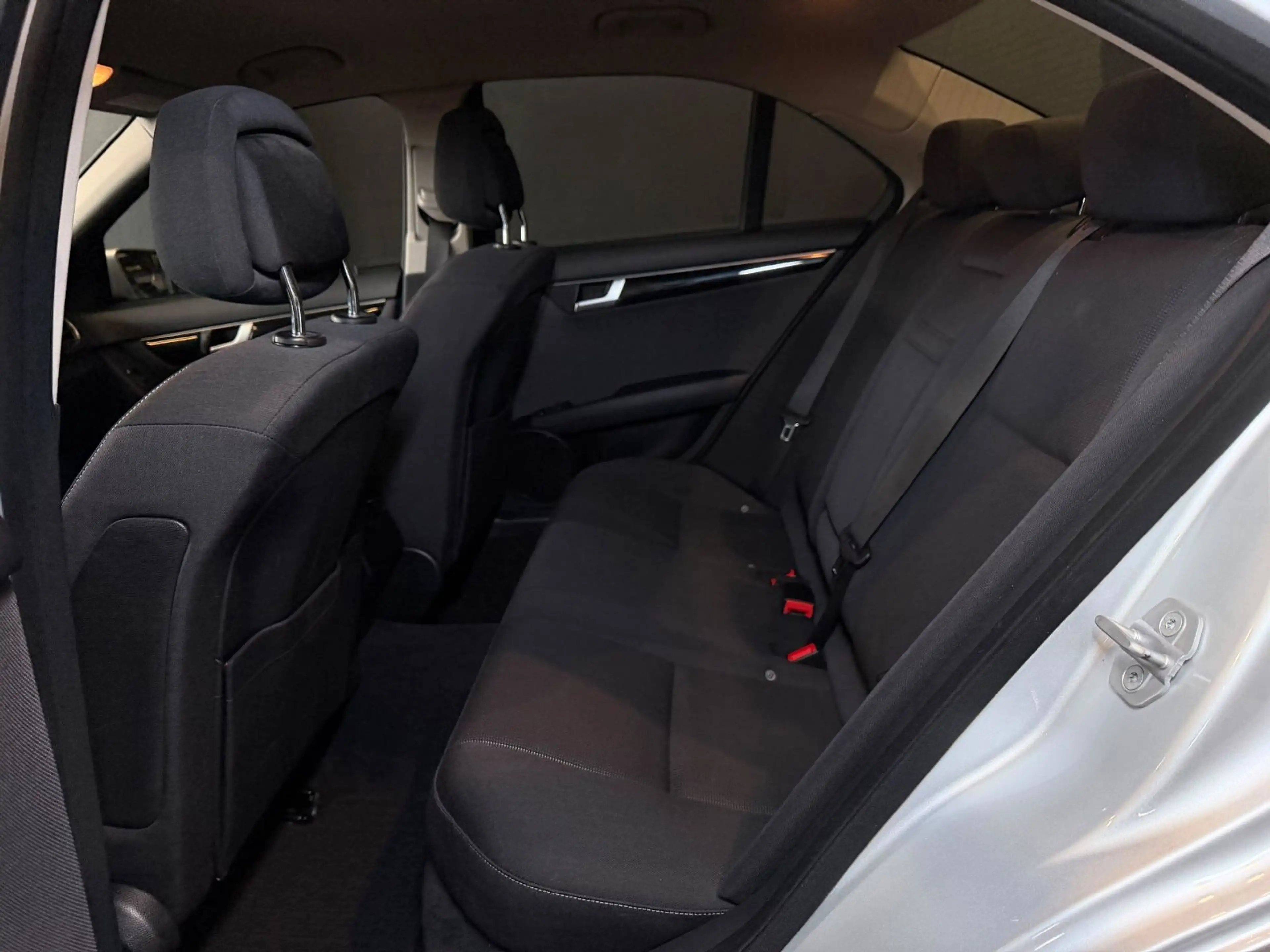Mercedes-Benz C 220 C220 Lim. 2.HAND/NAVI/KLIMA/MFL — photo 14