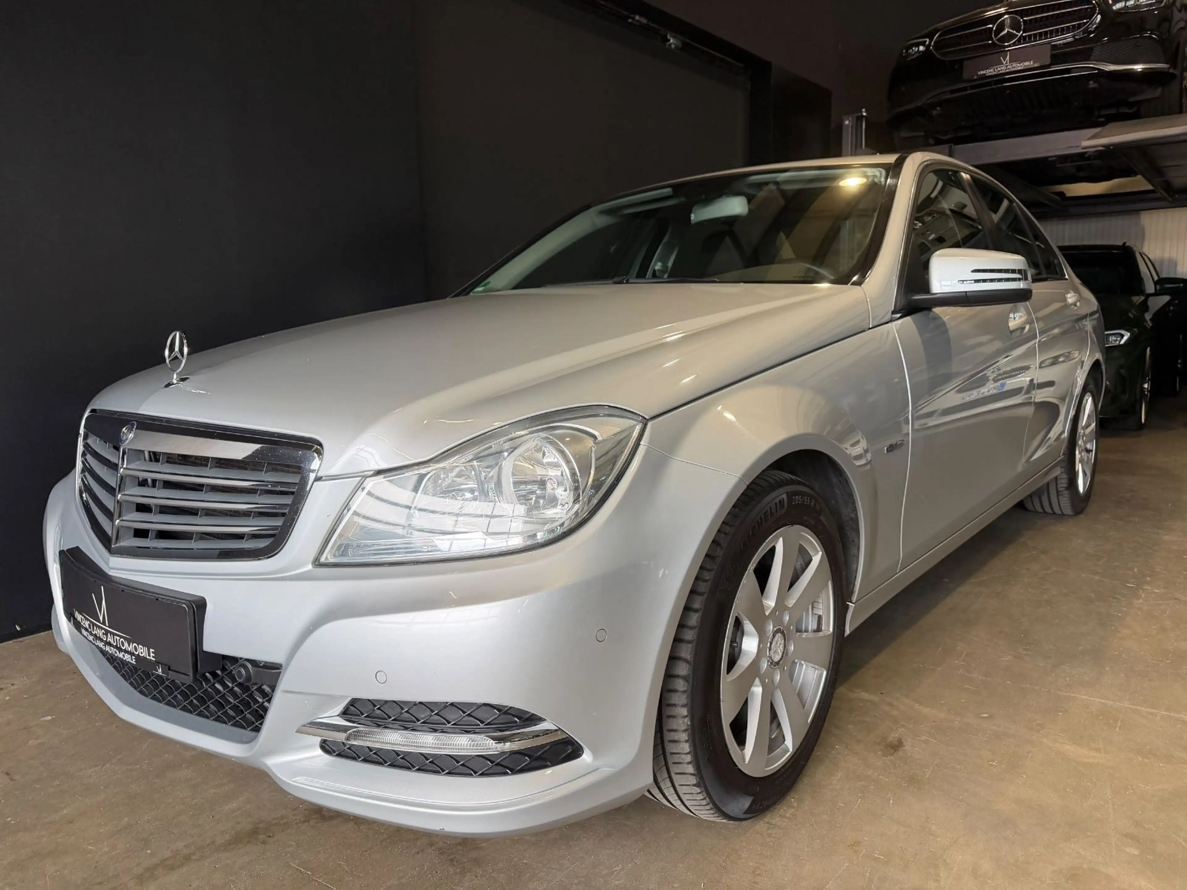 Mercedes-Benz C 220 C220 Lim. 2.HAND/NAVI/KLIMA/MFL