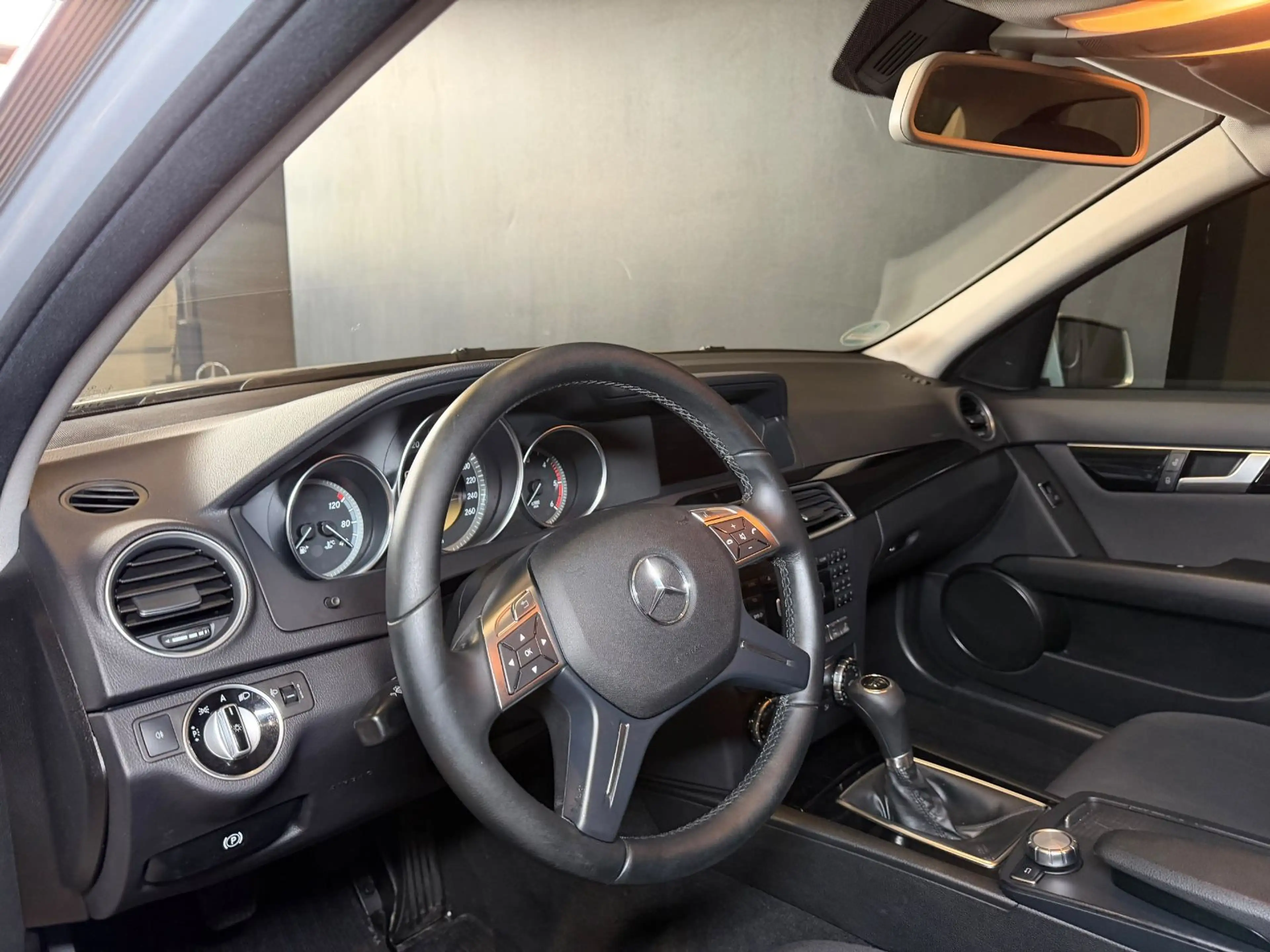 Mercedes-Benz C 220 C220 Lim. 2.HAND/NAVI/KLIMA/MFL — photo 11