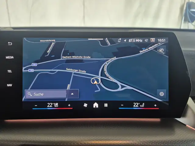 BMW X1 M35i xDrive M Sportpaket / AHK Ansicht 13