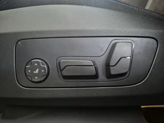 BMW X1 M35i xDrive M Sportpaket / AHK Ansicht 12