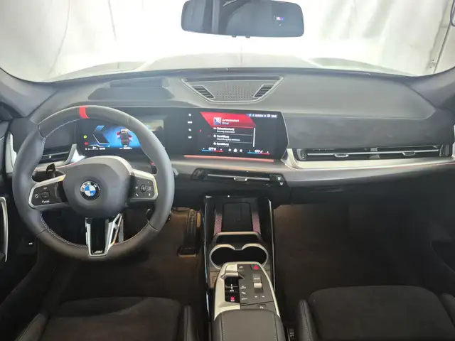 BMW X1 M35i xDrive M Sportpaket / AHK Ansicht 16