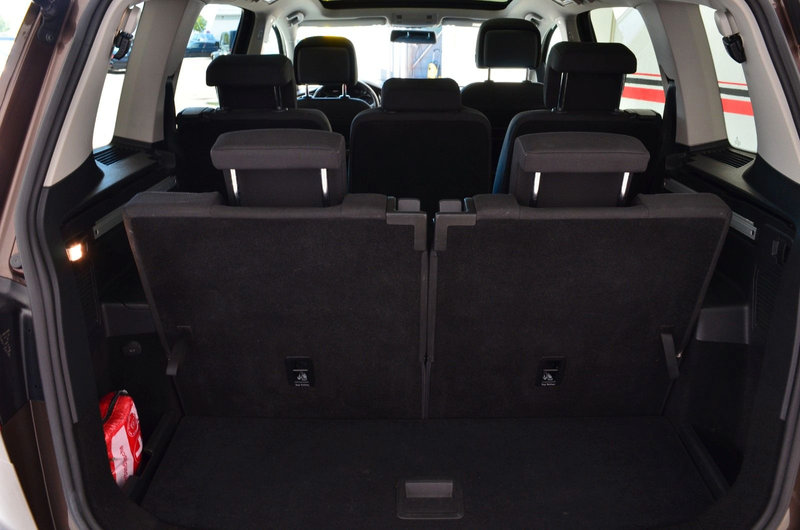 Volkswagen Touran 1.4 Comfort Automatik |Glasdach |7-Sitzer — photo 9