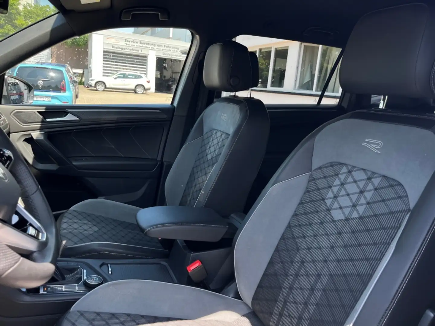 Volkswagen Tiguan R-Line 4M 2.0TDI DSG - AHK*ACC*IQ*Kamera!! Grau - 1