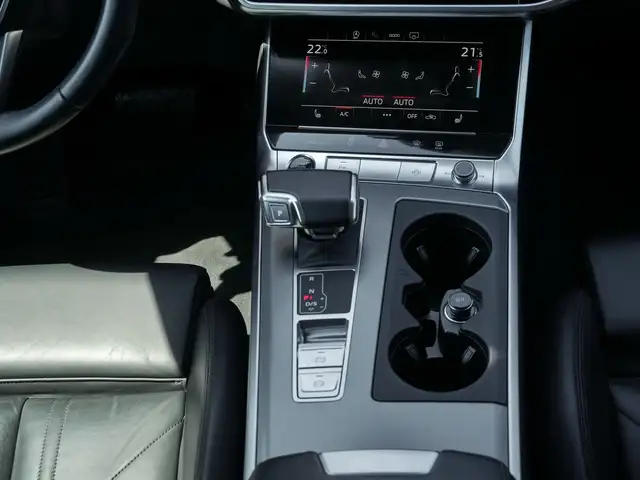 Audi A6 view 7