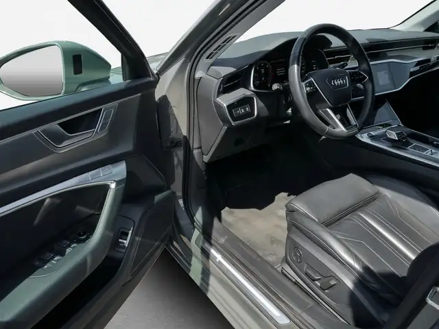 Audi A6 view 14