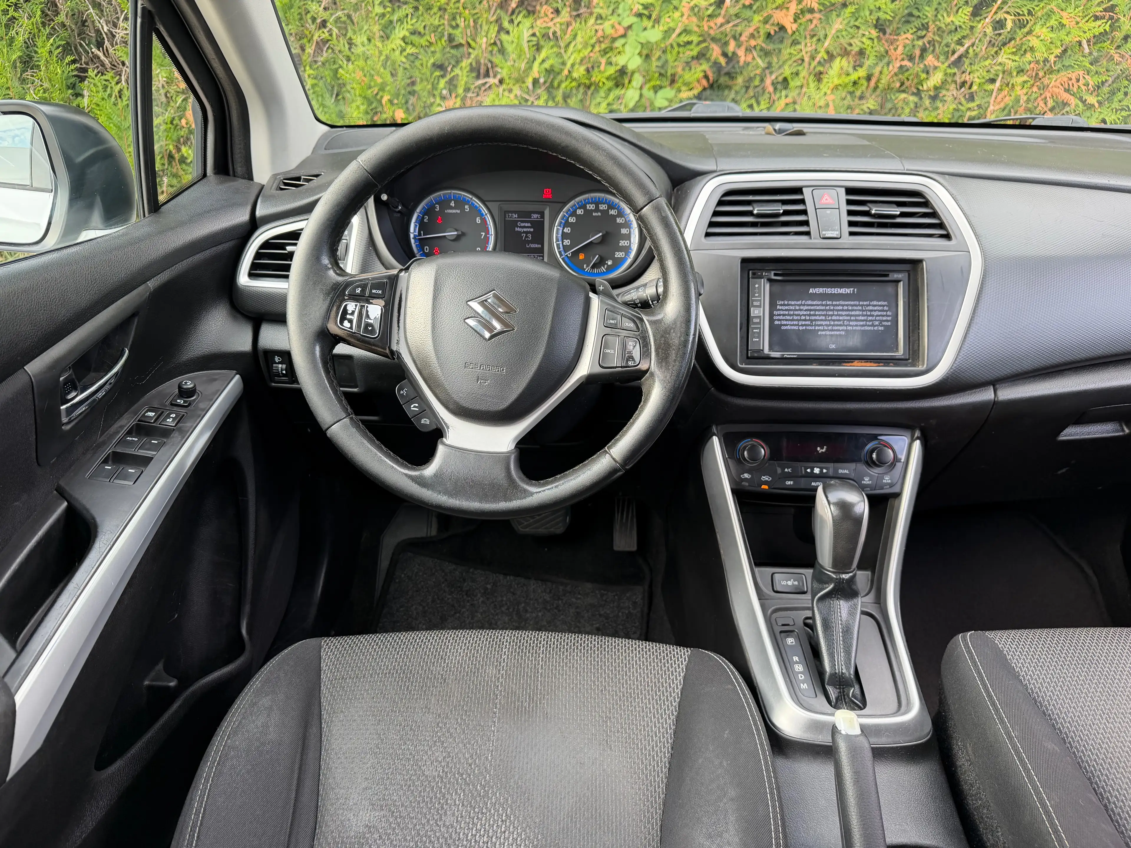 Suzuki SX4 S-Cross 1.6i AUTOMATIQUE / NAVI PRO / CRUISE CONTROL / KEYLESS — photo 11