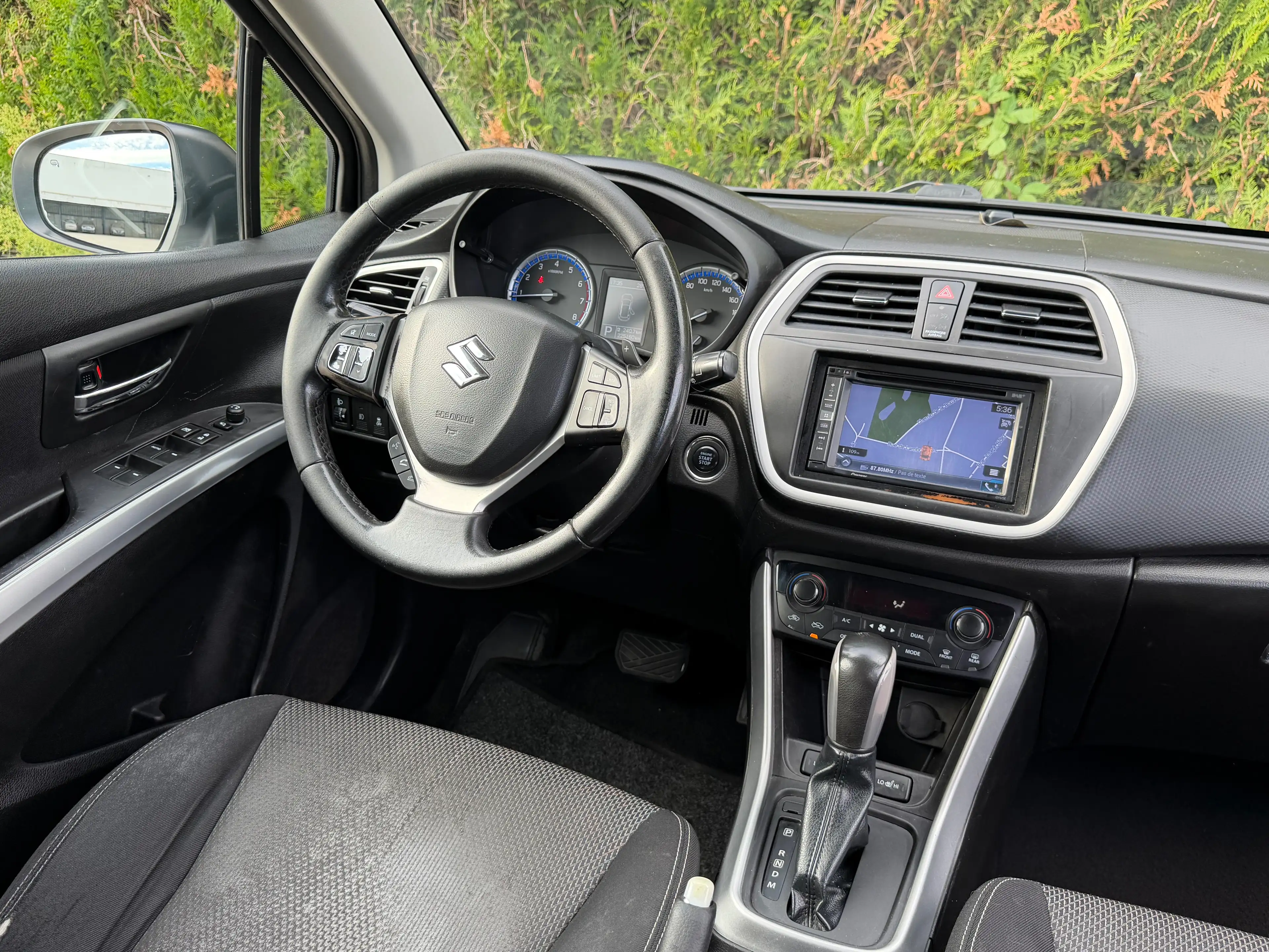 Suzuki SX4 S-Cross 1.6i AUTOMATIQUE / NAVI PRO / CRUISE CONTROL / KEYLESS — photo 9
