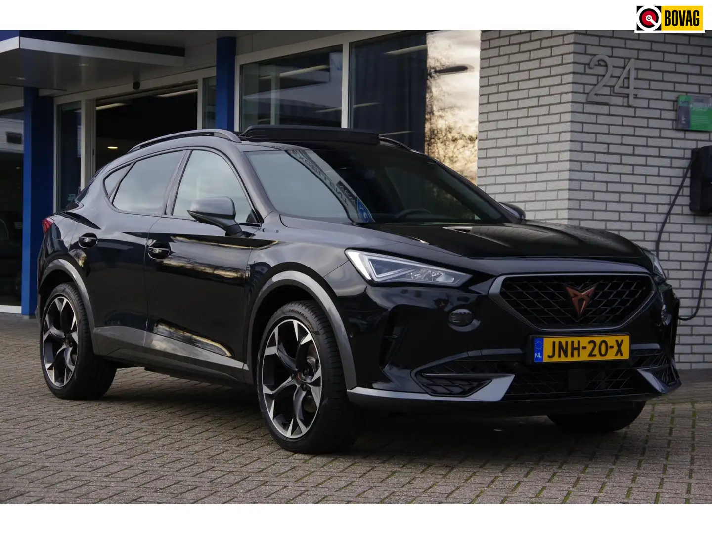 CUPRA Formentor 1.4 TSI e-Hybrid Panorama Camera Carplay Stuur/sto Noir - 1