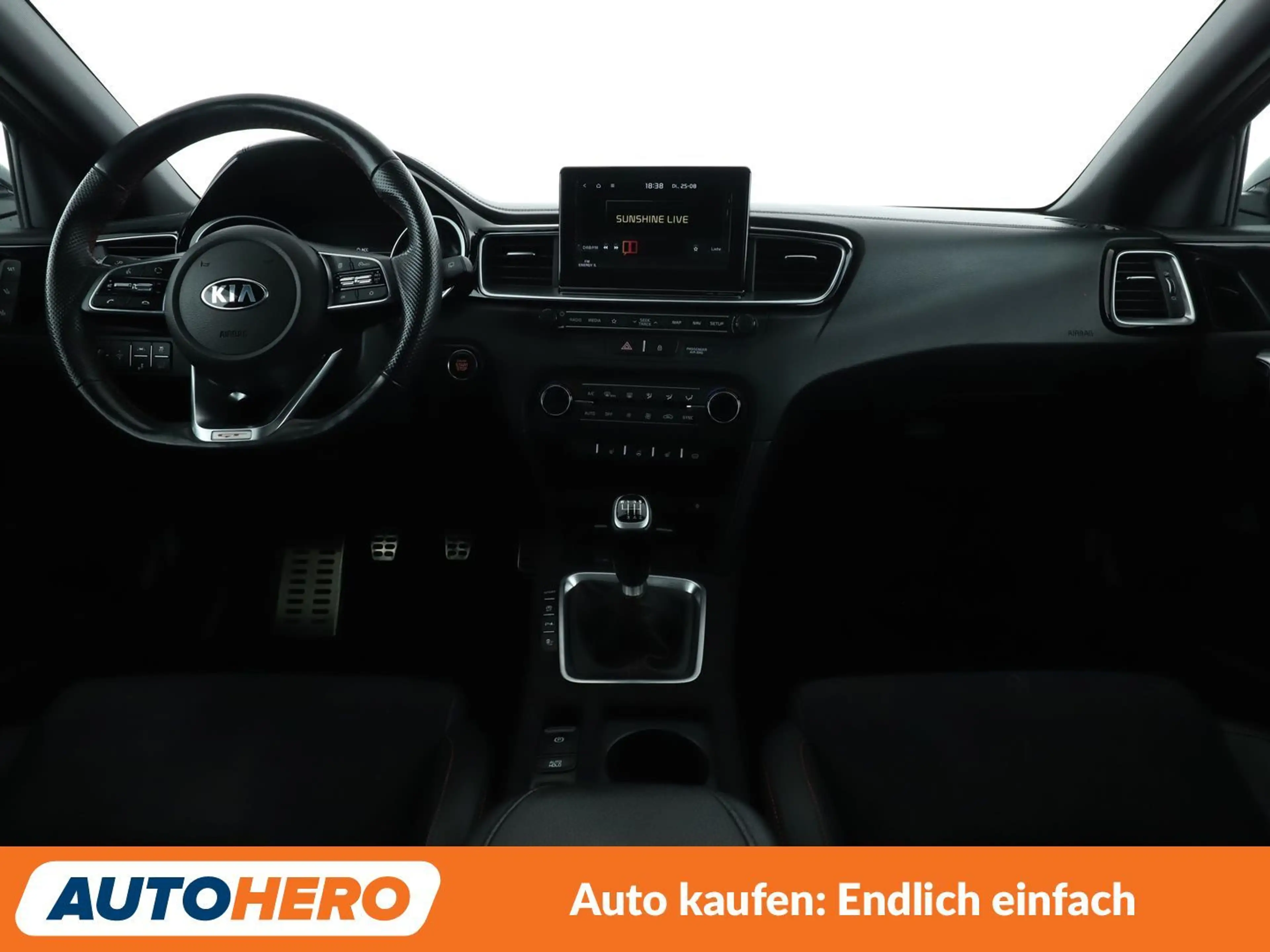 Kia ProCeed / pro_cee'd 1.6 TGDI GT — photo 12