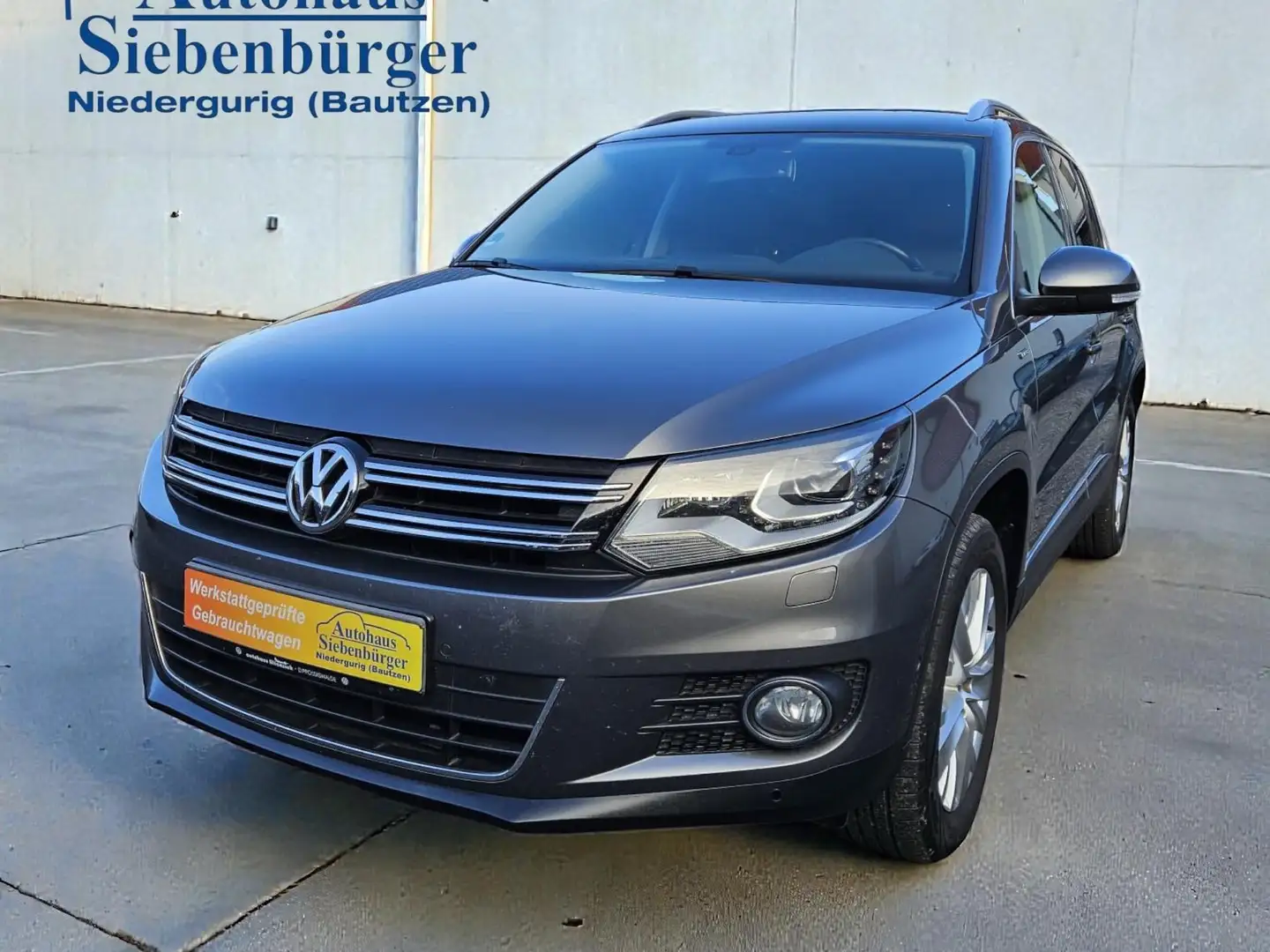 Volkswagen Tiguan Life BMT 4Motion **2. Hand**SR+WR** Grau - 1