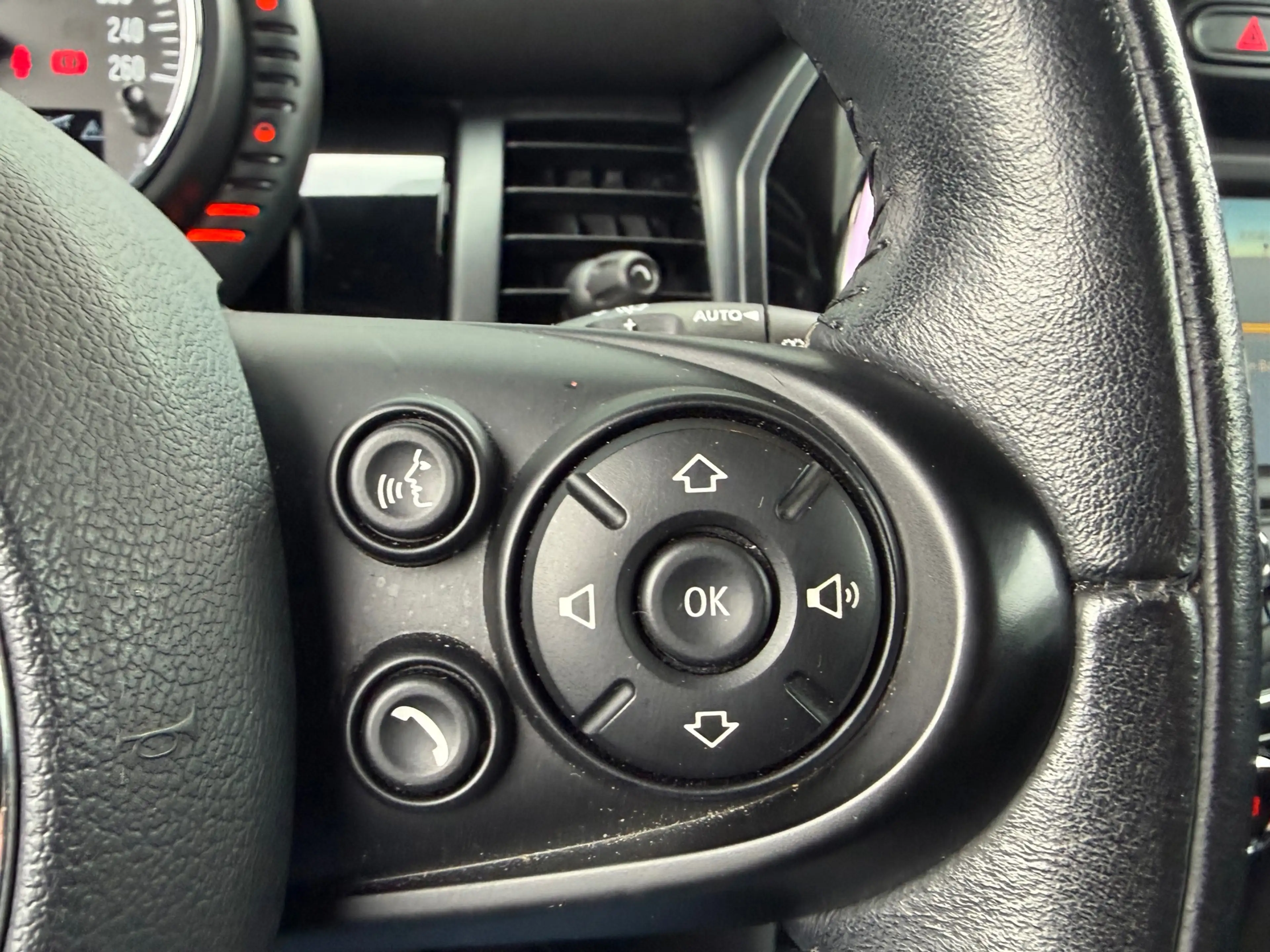 MINI Cooper 3-Deurs 1.5 NAVI/LED/PDC/ — photo 11