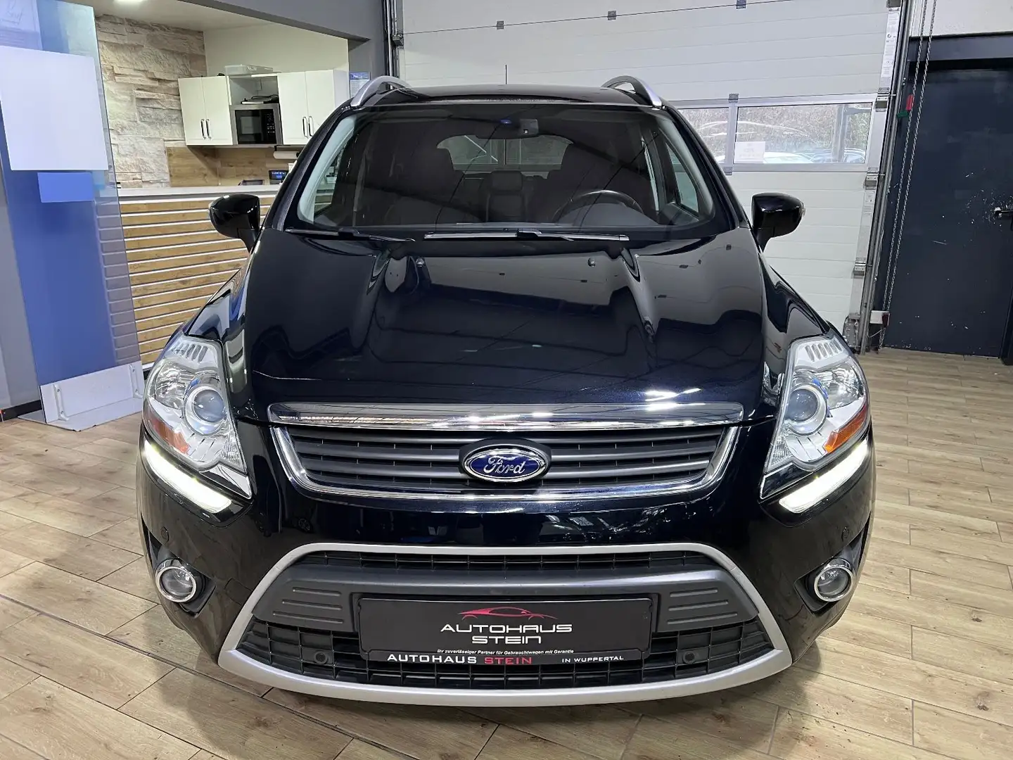 Ford Kuga Titanium4X4/Navi/Pano/Kamera/AHK Noir - 2