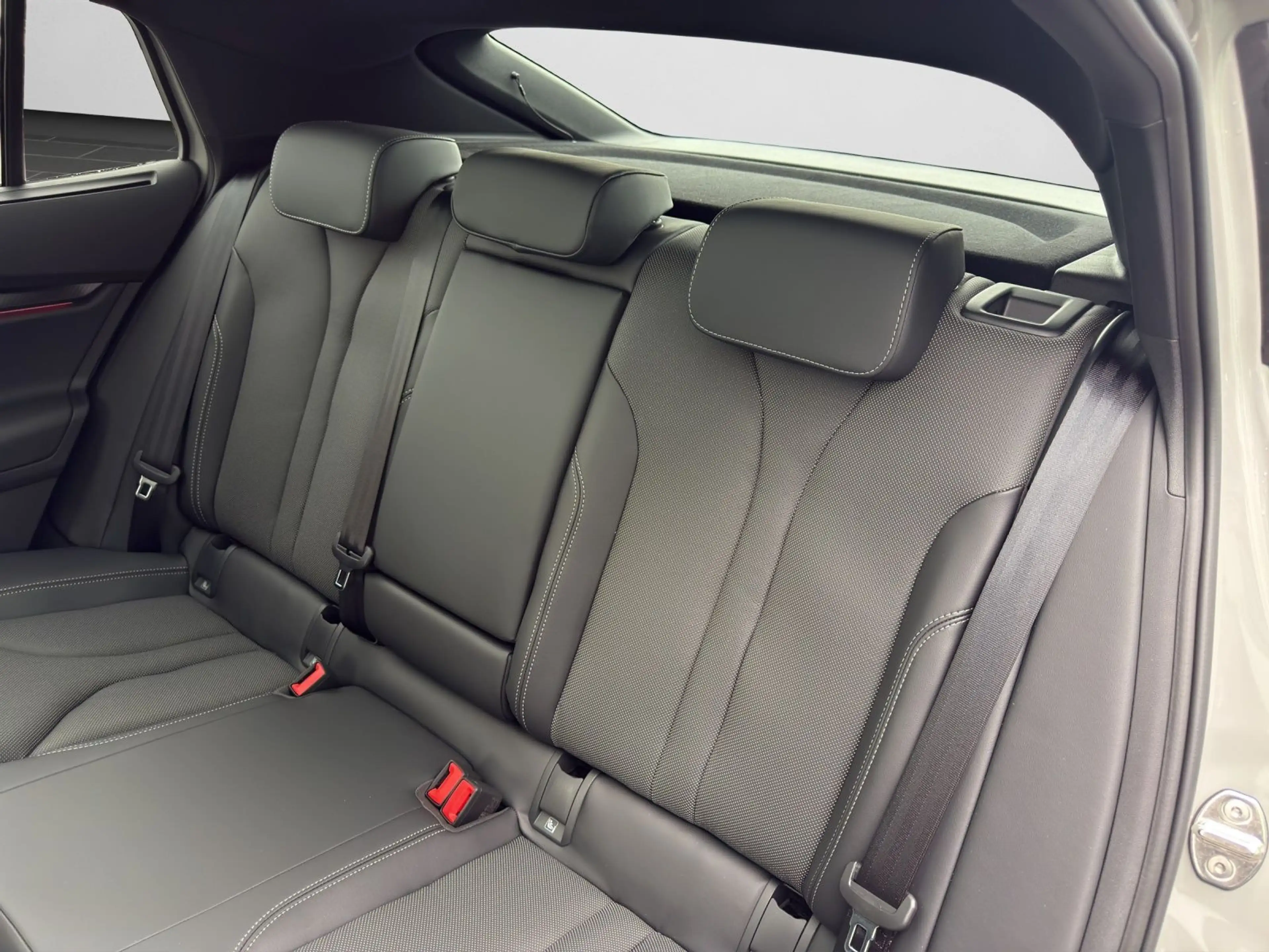Skoda Enyaq Coupé RS ENYAQ Coupe RS 4x4 AHK 20" — photo 14