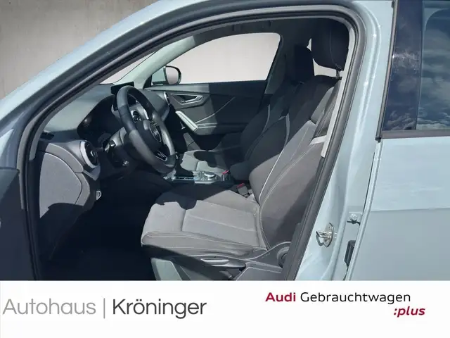 Audi Q2 view 7