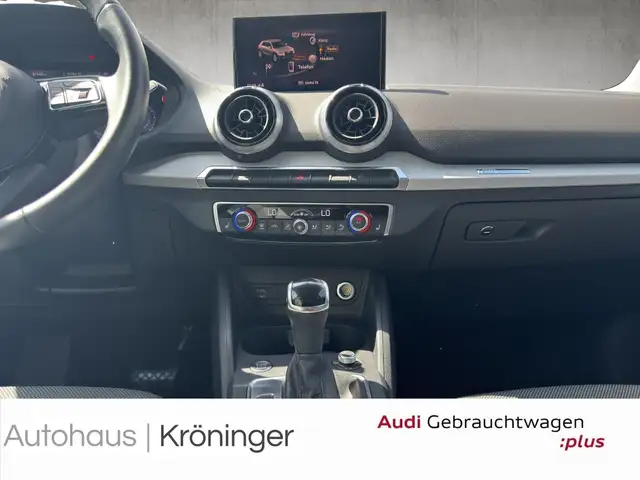Audi Q2 view 14