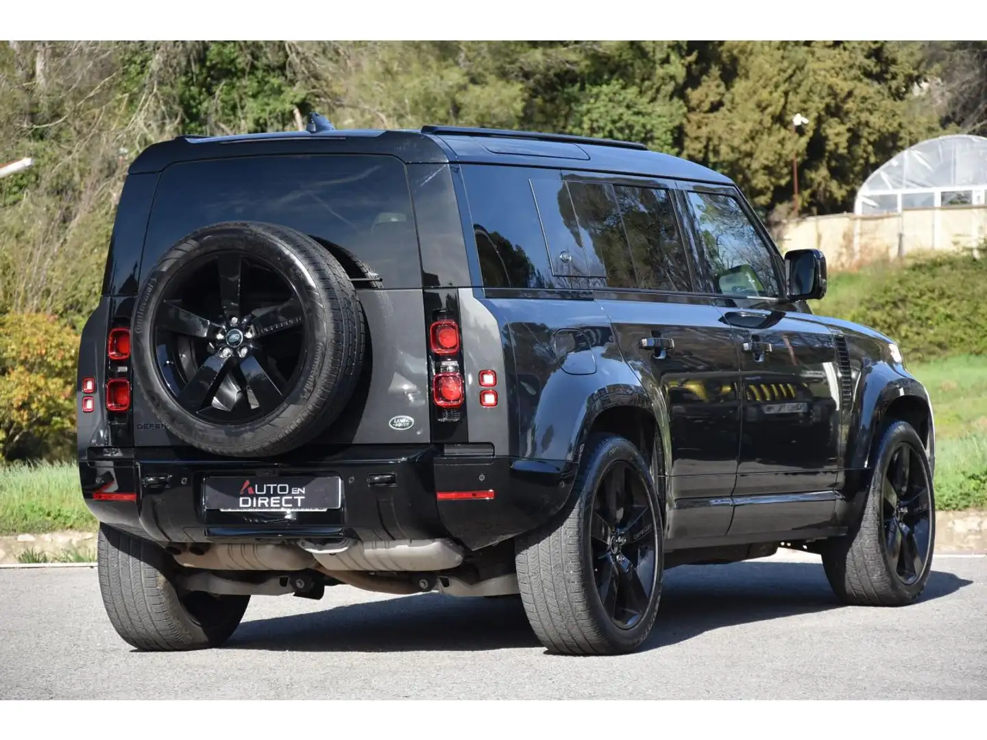 Land Rover Defender Defender 110 3.0 D300 MHEV - BVA  II 110 STATION W Gris - 2