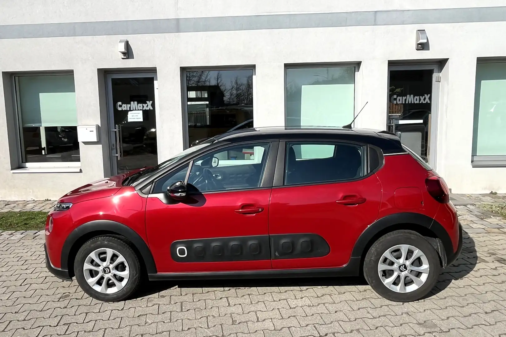 Citroen C3 Feel 1.2 PureTech, Klimaanlage, Serviceheft Rot - 2